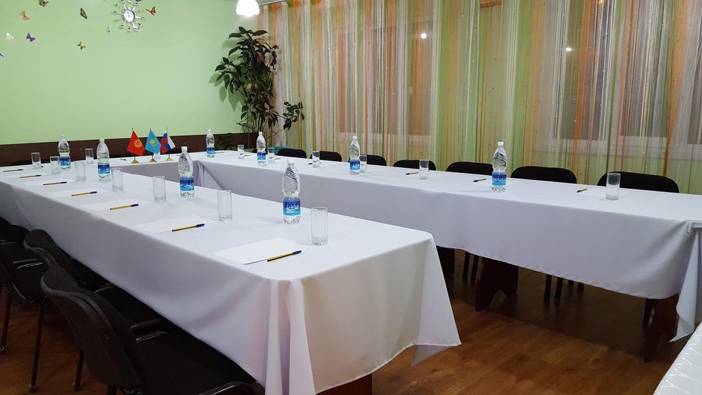 קראקול Park Hotel&Hostel מראה חיצוני תמונה