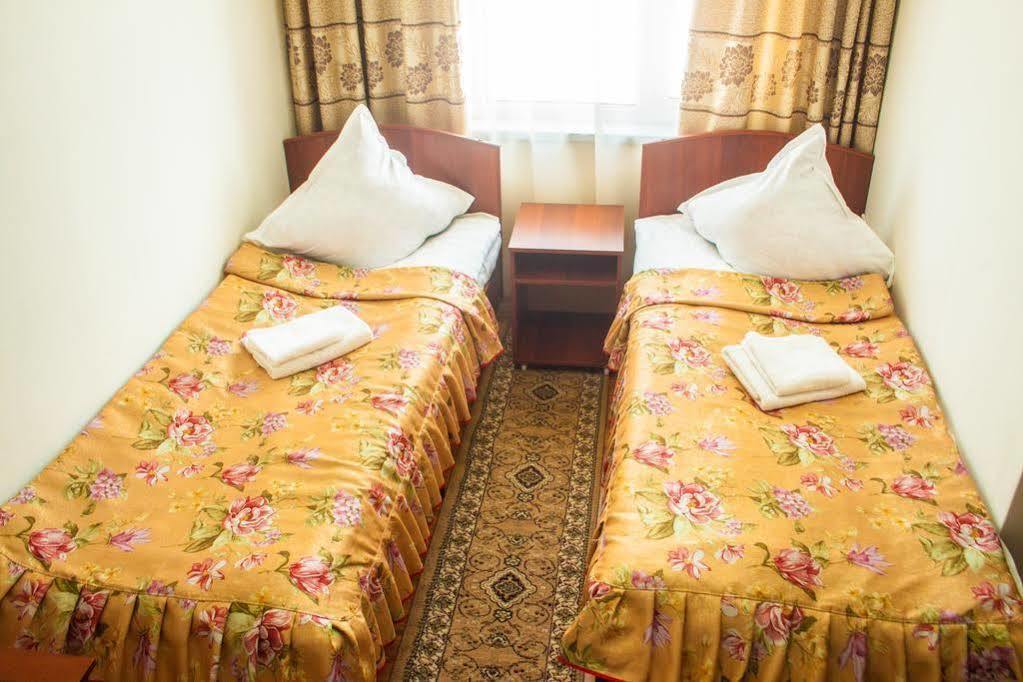 קראקול Park Hotel&Hostel מראה חיצוני תמונה