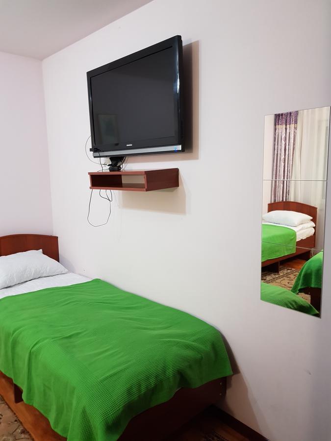 קראקול Park Hotel&Hostel מראה חיצוני תמונה